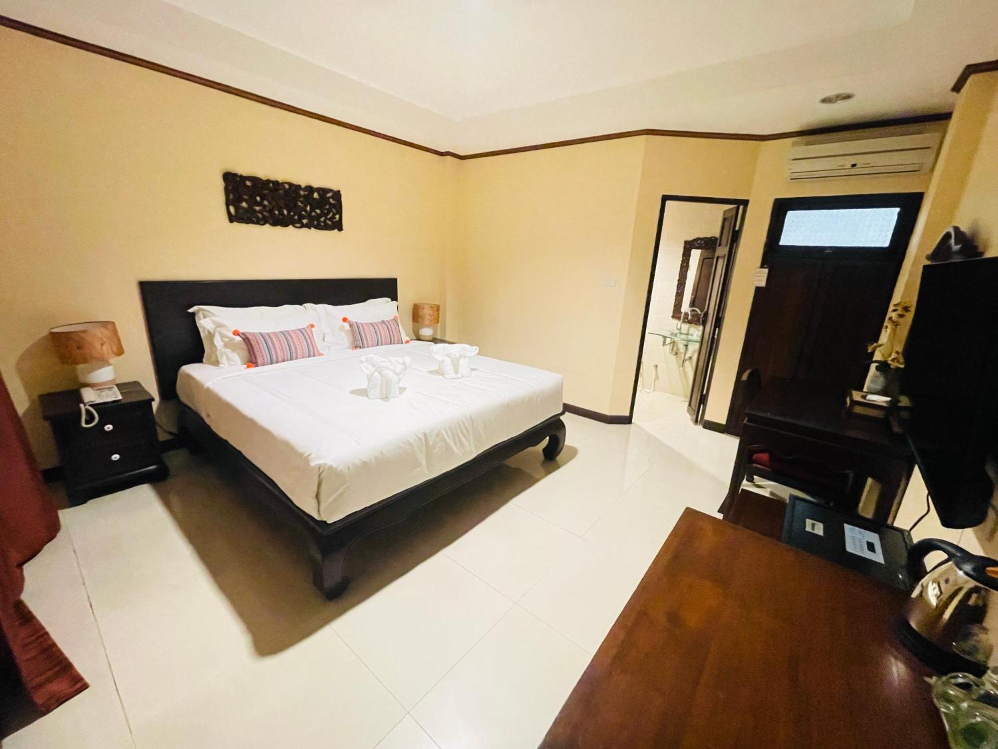 Na Thapae Chiangmai Hotel Чиангмай Экстерьер фото